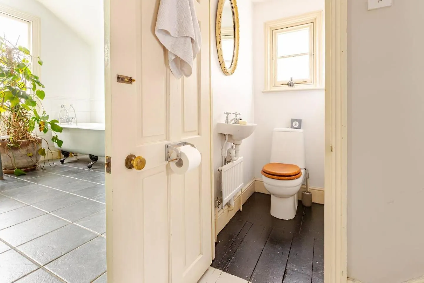 Beautiful Victorian London Townhouse - 5 Bedrooms
